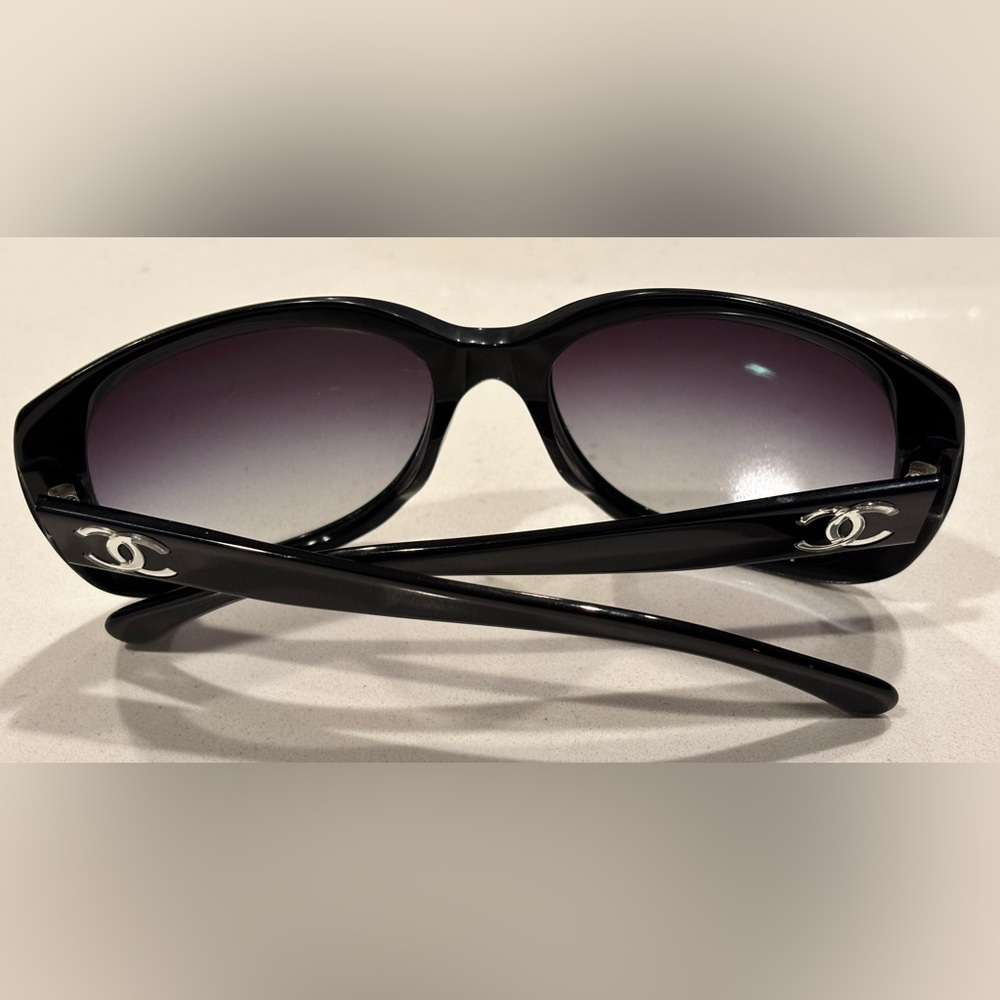 Authentic CHANEL CC Sunglasses 5060AB Black - Picture 6 of 17
